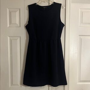 Elegant Navy Sleeveless Dress